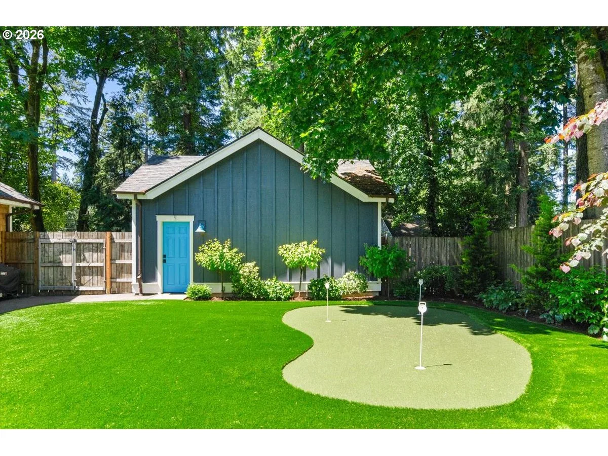 4105 Upper Dr, Lake Oswego, OR 97035 — photograph 37