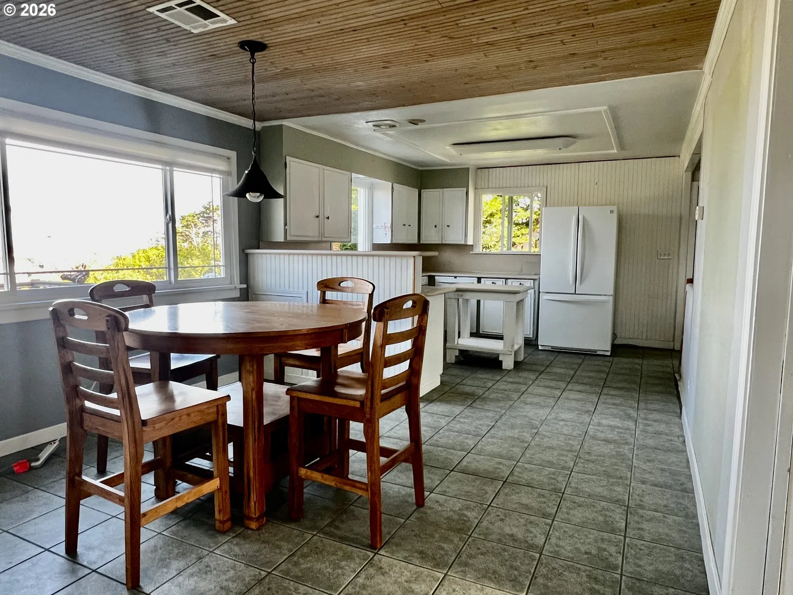94251 2nd St, Gold Beach, OR 97444 — photograph 9