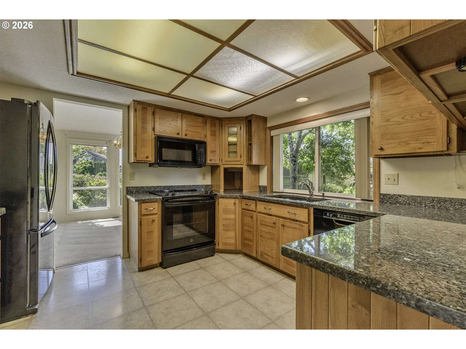 5751 NE Haystack St, Hillsboro, OR 97124 — photograph 9