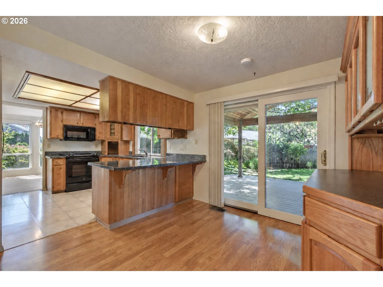 5751 NE Haystack St, Hillsboro, OR 97124 — photograph 11