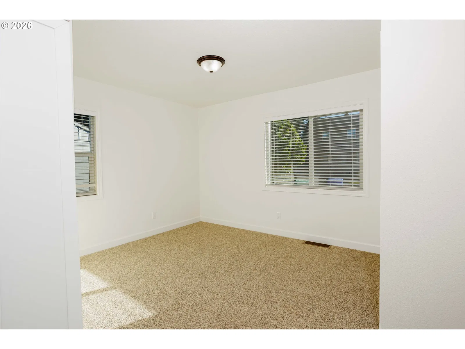 8715 NE Clackamas St, Portland, OR 97220 — photograph 11