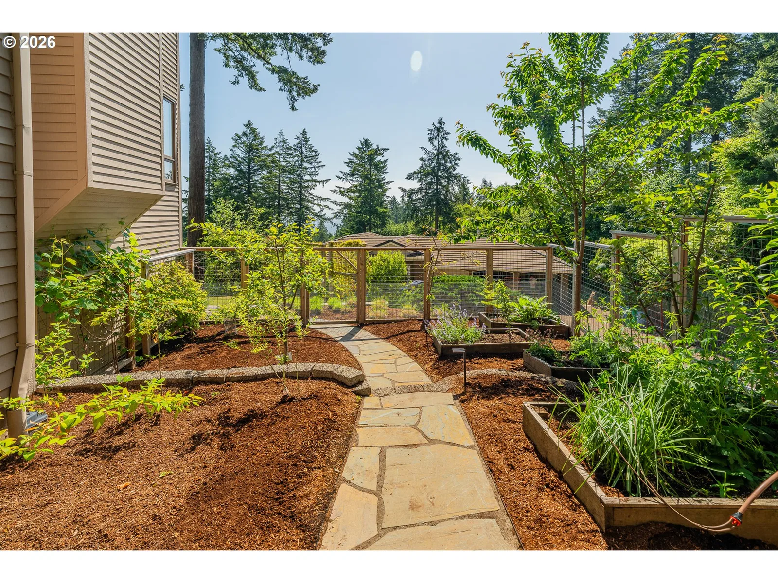 3046 SW Fairmount Blvd, Portland, OR 97239 — photograph 45