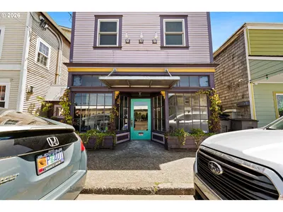 Home at 2921 Marine Dr, Astoria, OR 97103