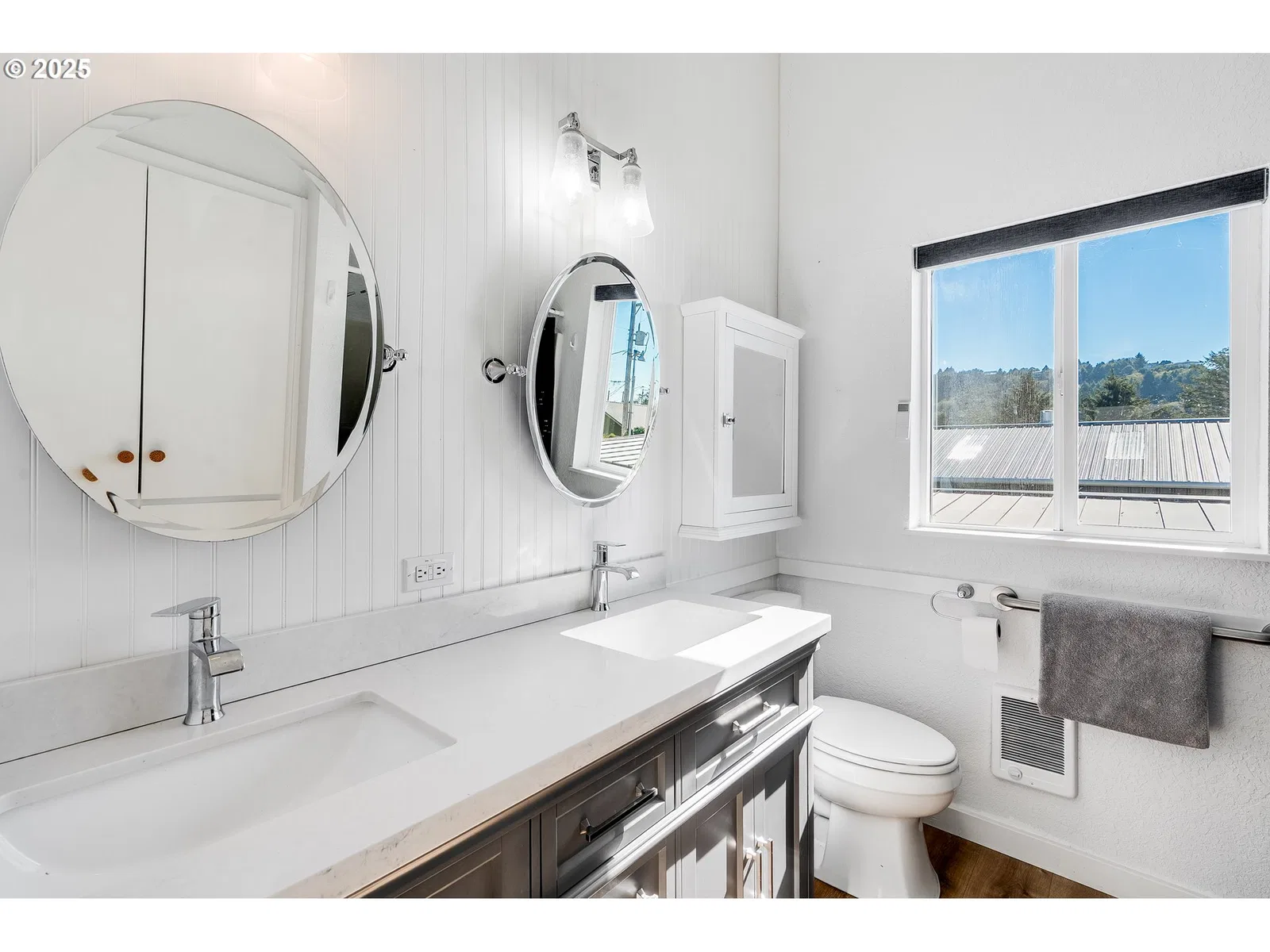 250 N Harbor St, Rockaway Beach, OR 97136 — photograph 18