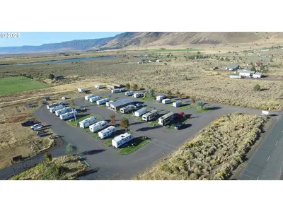 Home at 84594 Carlon Ln, Summer Lake, OR 97640