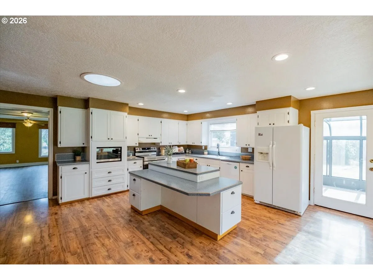 32816 Hartless Hill Ln, Philomath, OR 97370 — photograph 10