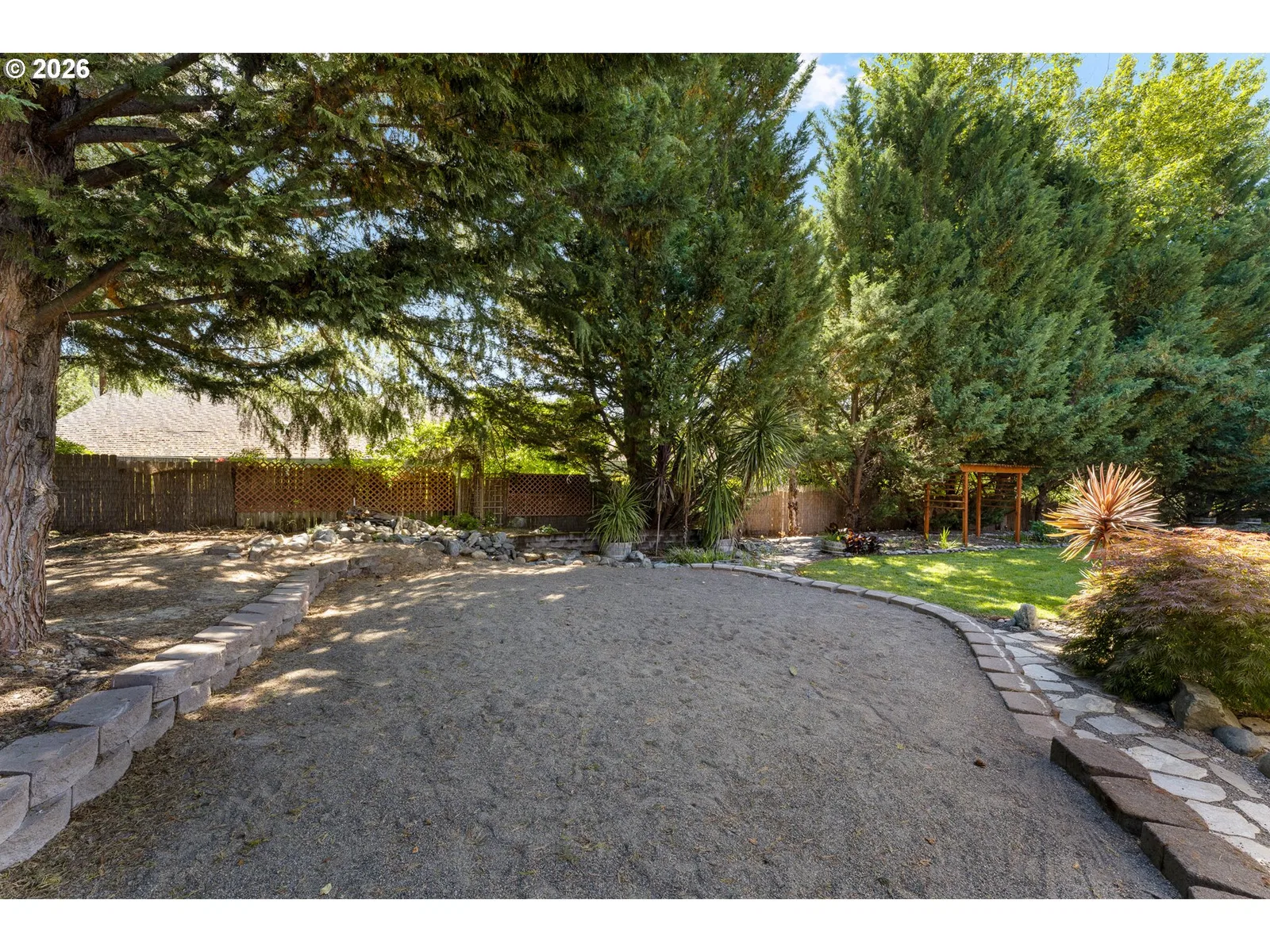 104 NW Dawnhill Ct, Grants Pass, OR 97526 — photograph 40