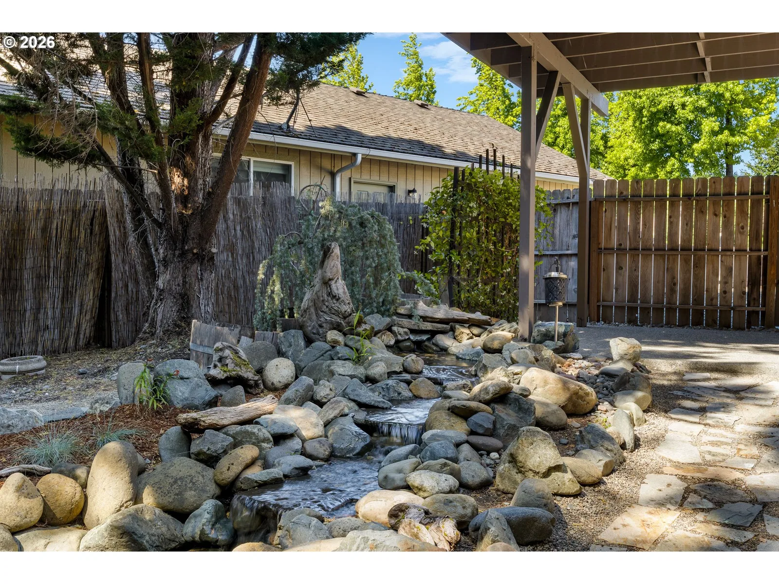 104 NW Dawnhill Ct, Grants Pass, OR 97526 — photograph 42