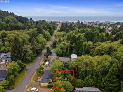 Land at 186 S Neptune St, Rockaway Beach, OR 97136
