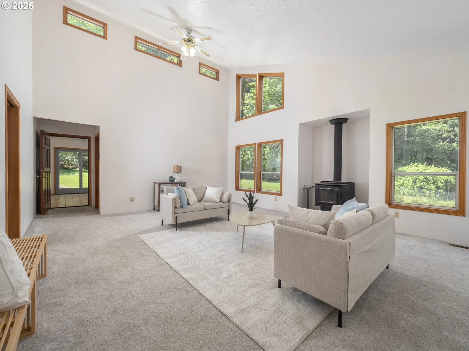 27701 SW Strawberry Hill Dr, Hillsboro, OR 97123 — photograph 23