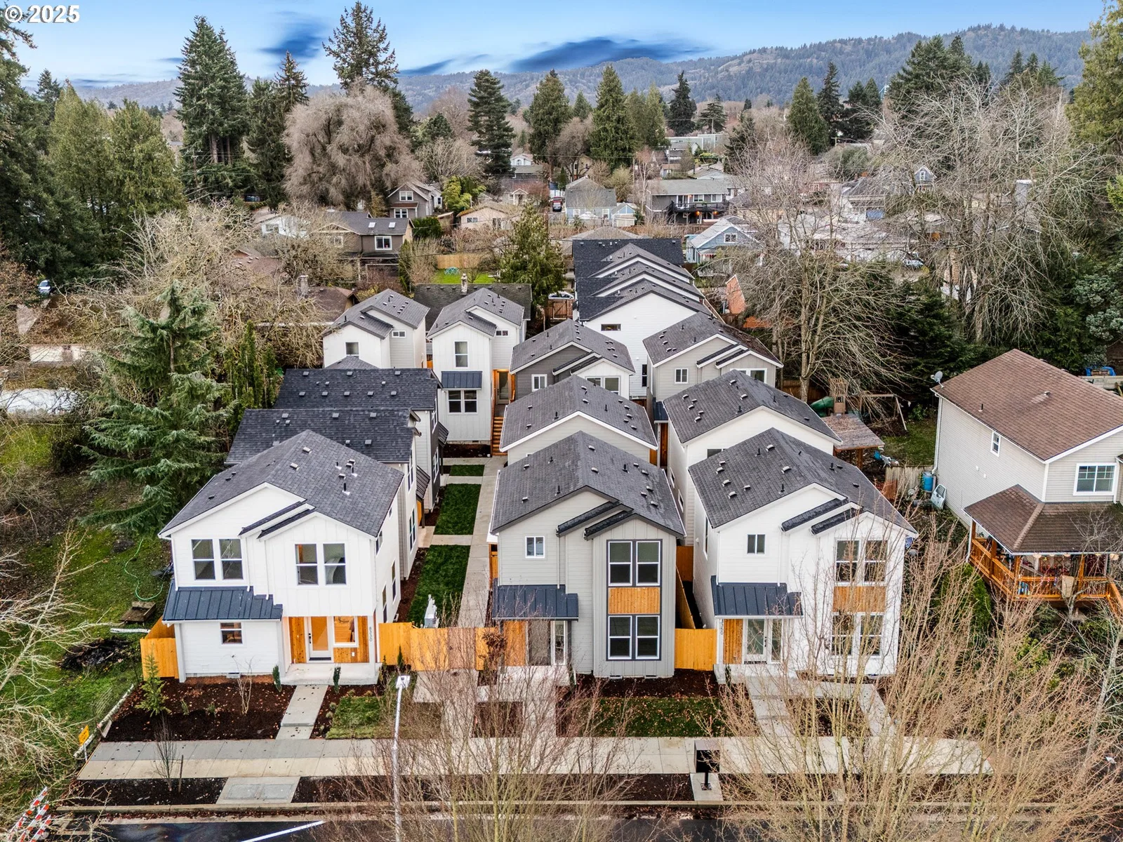 8330 N Bank St, Portland, OR 97203 — photograph 11