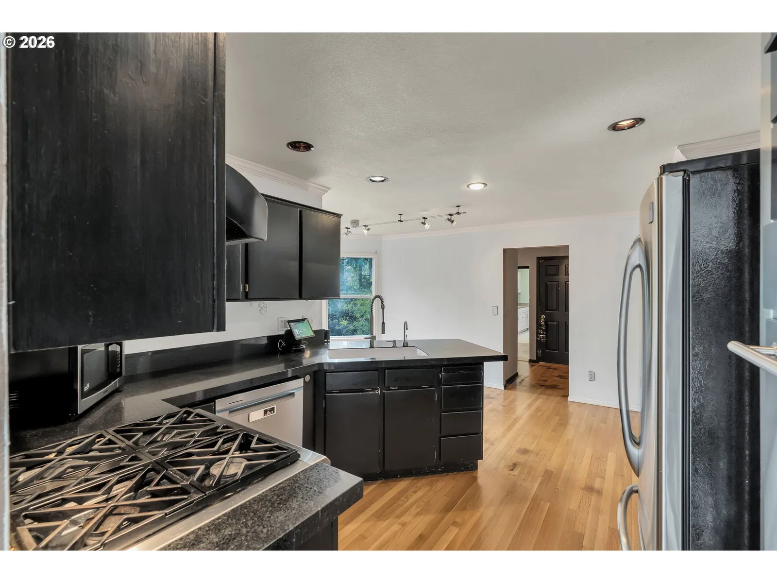 706 SW Colony Dr, Portland, OR 97219 — photograph 11