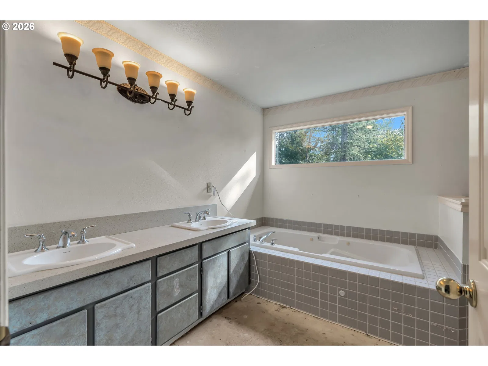 706 SW Colony Dr, Portland, OR 97219 — photograph 30