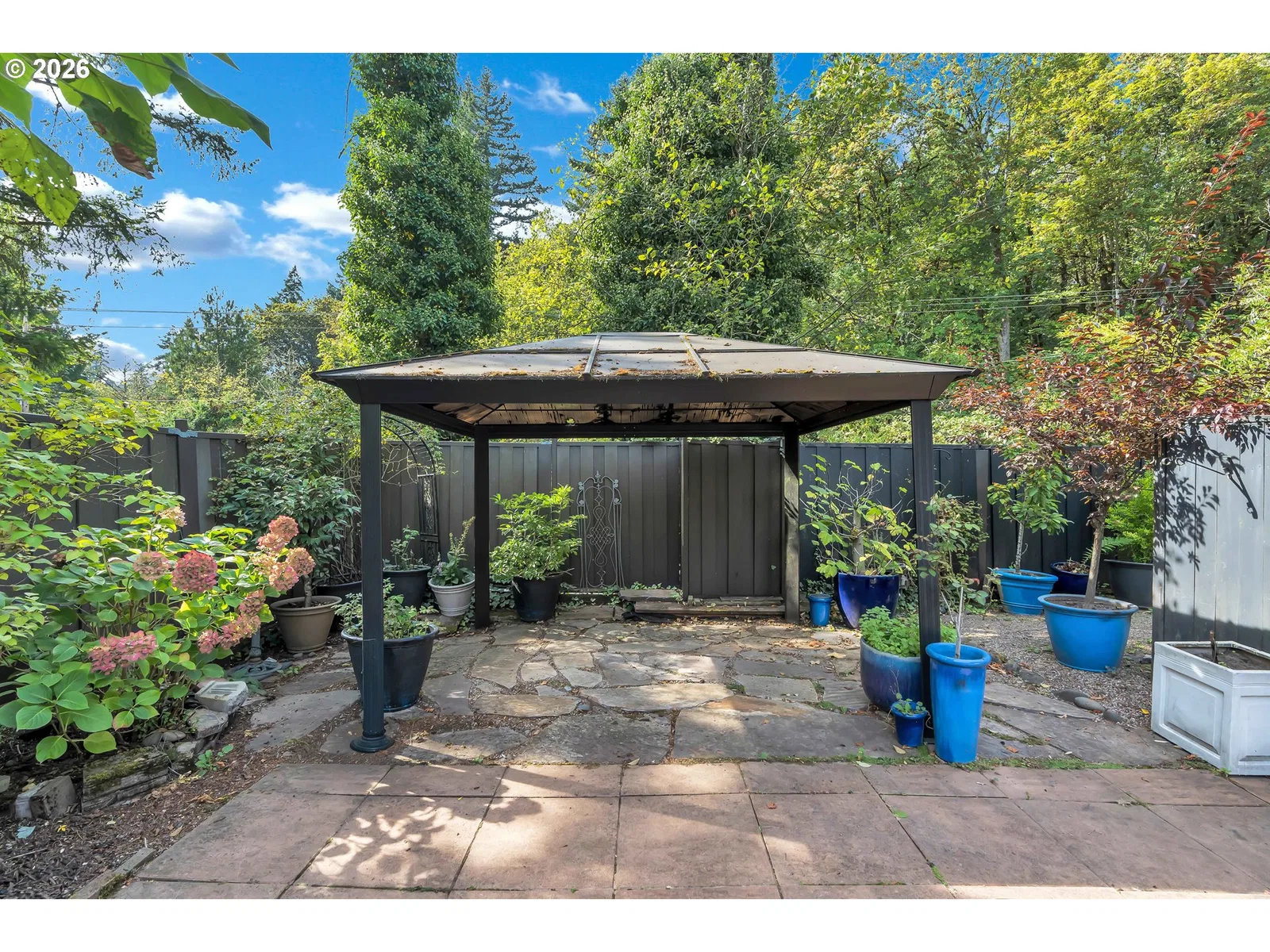 706 SW Colony Dr, Portland, OR 97219 — photograph 39