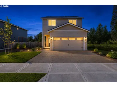 Home at 4087 SW 42nd St, Gresham, OR 97080