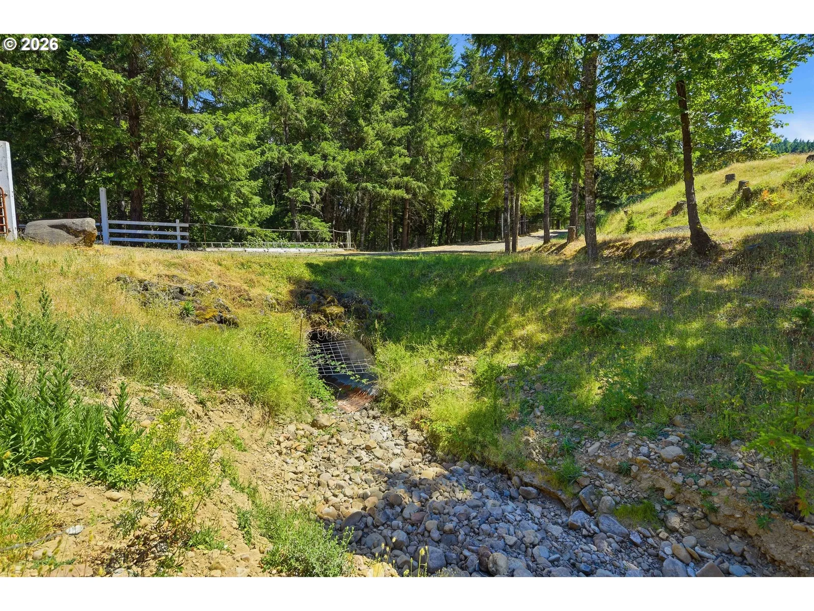 1060 Murdock Dr, Oakland, OR 97462 — photograph 17