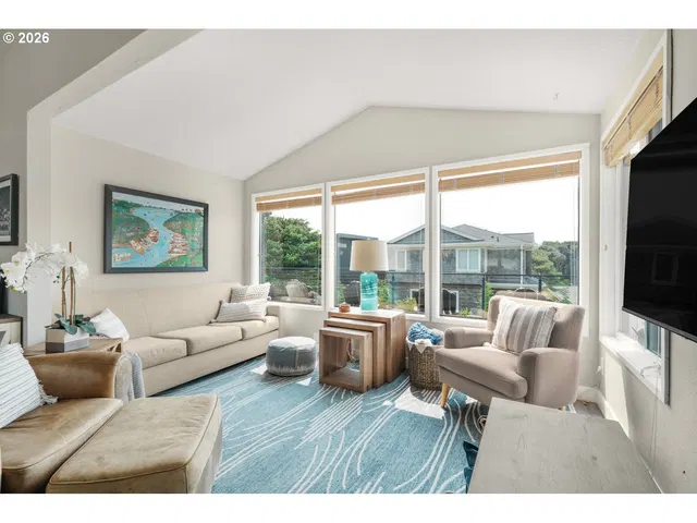 8875 Ocean Crest Ln, Manzanita, OR 97130 — photograph 4