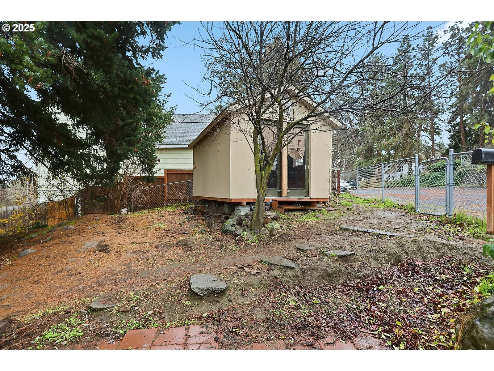 319 W 13th St, The Dalles, OR 97058 — photograph 23