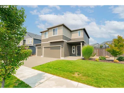 Home at 8738 N 1st St, Ridgefield, Wa 98642