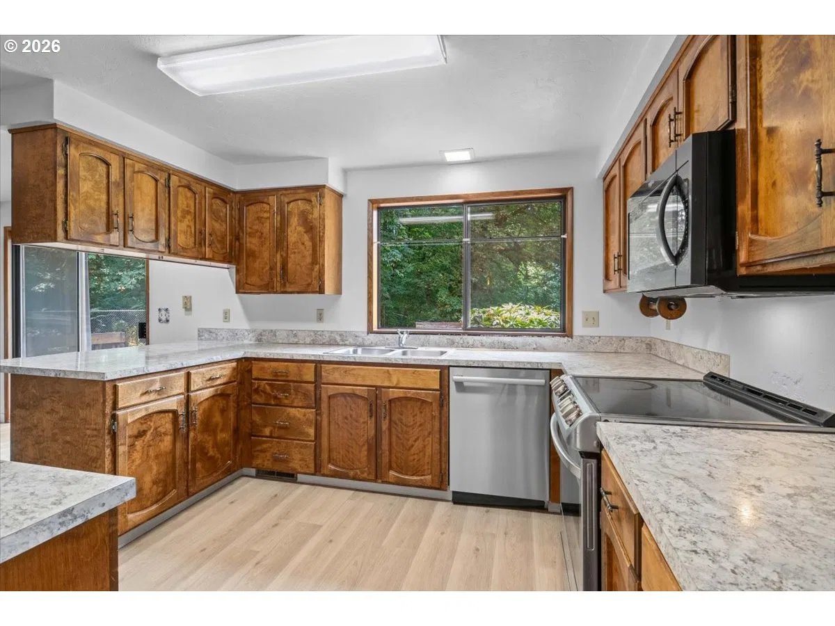 2850 Cascade Dr, Lebanon, OR 97355 — photograph 14