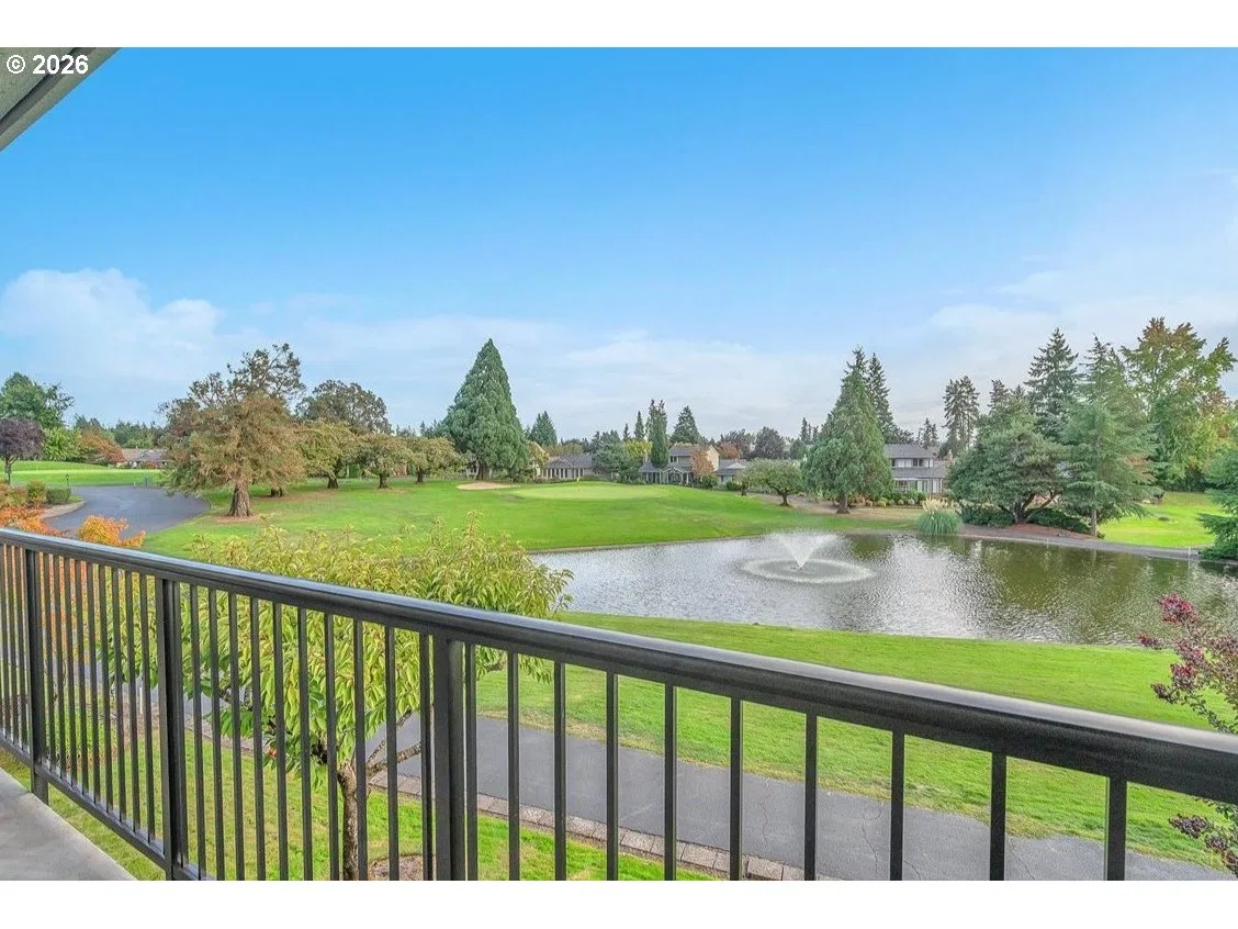 10980 SW Meadowbrook Dr 3, Portland, OR 97224 — photograph 43