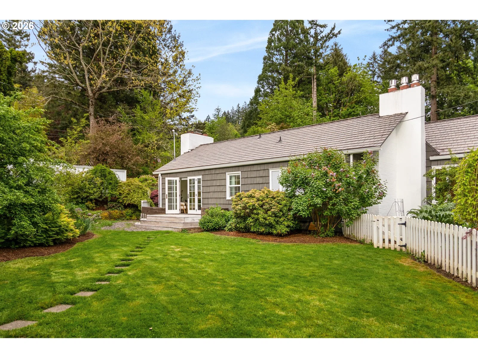 3926 SW Martins Ln, Portland, OR 97239 — photograph 26