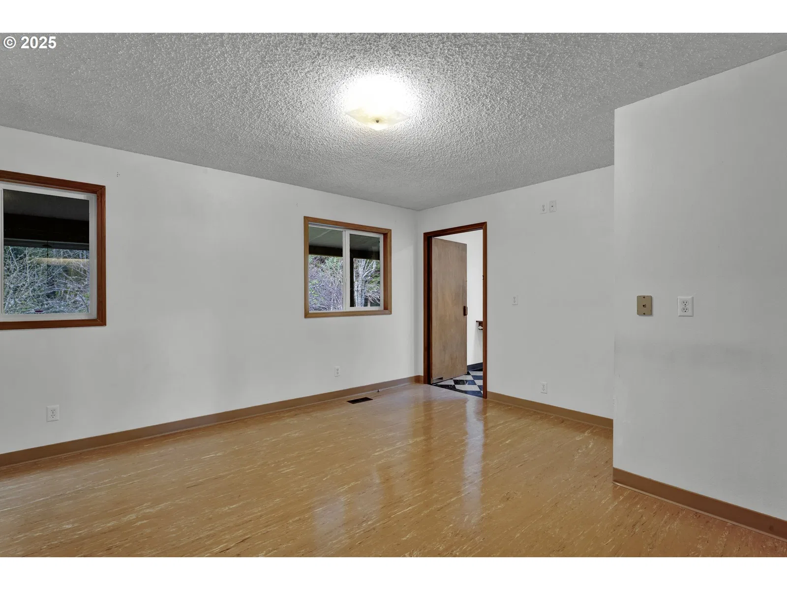 9790 NE Benton St, Newport, OR 97365 — photograph 13