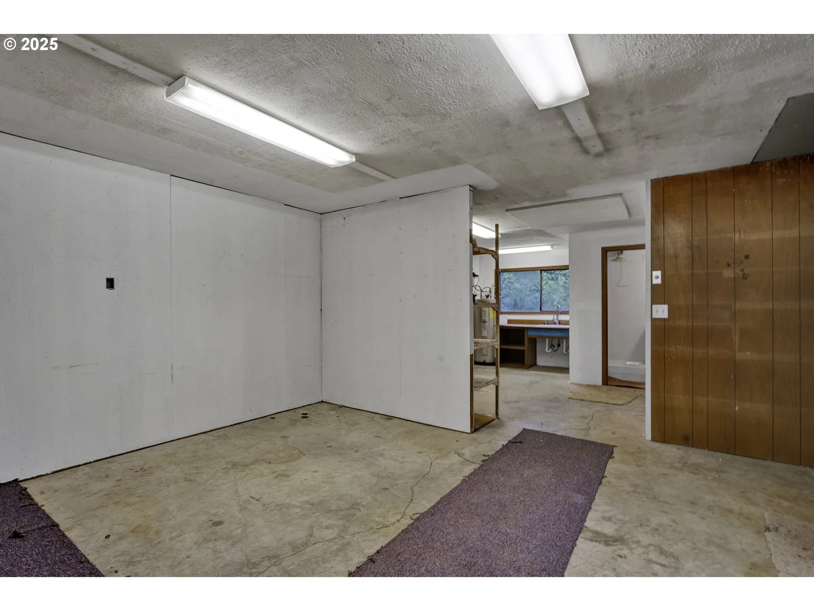 9790 NE Benton St, Newport, OR 97365 — photograph 37