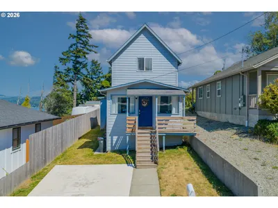 Home at 2211 Sherman Ave, North Bend, OR 97459