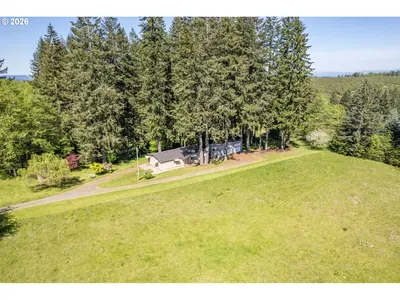 Home at 26977 Hammond Rd, Rainier, OR 97048