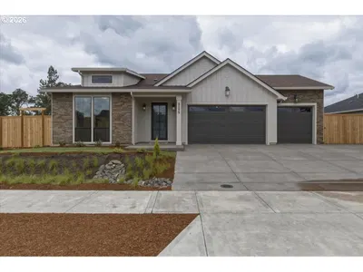 Home at 2175 Pheasant Ave, Stayton, OR 97383 (Pending)
