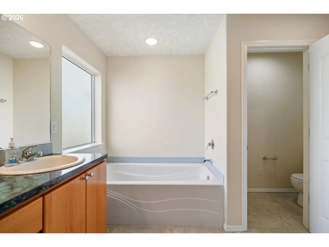 4161 NE Geranium Ave, Salem, OR 97305 — photograph 41