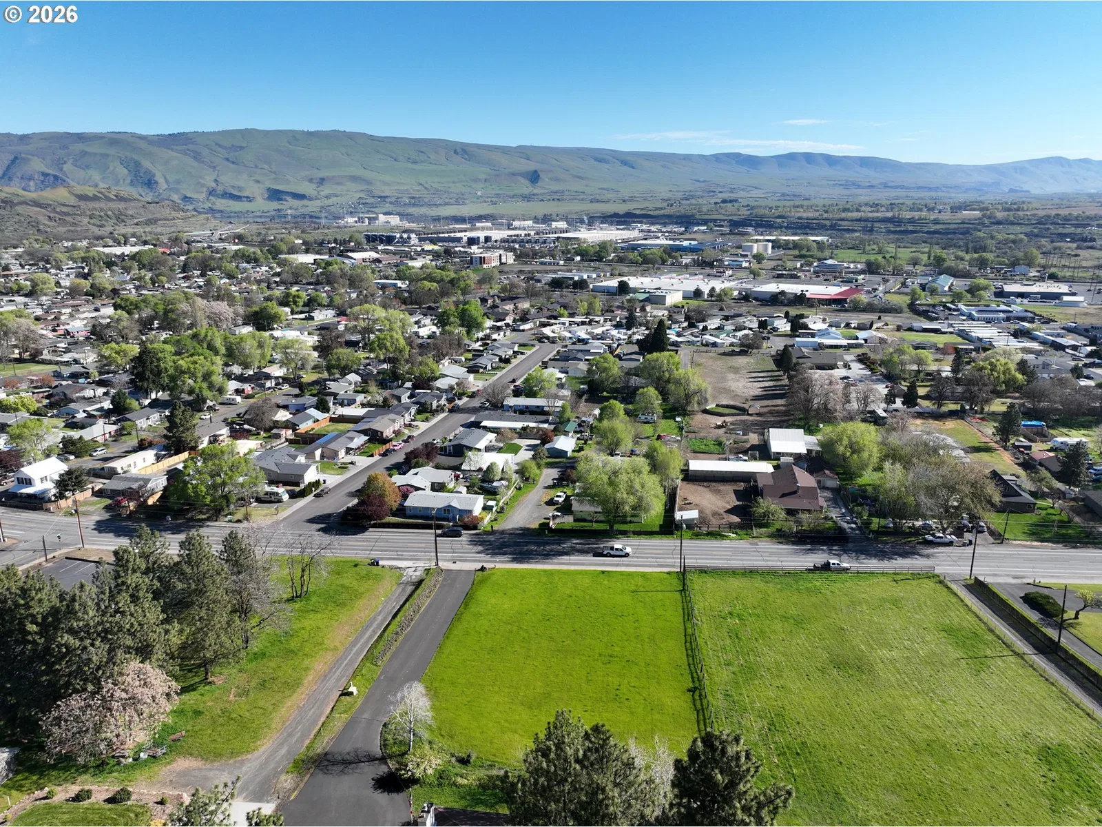 W 10th St, The Dalles, OR 97058 — photograph 8