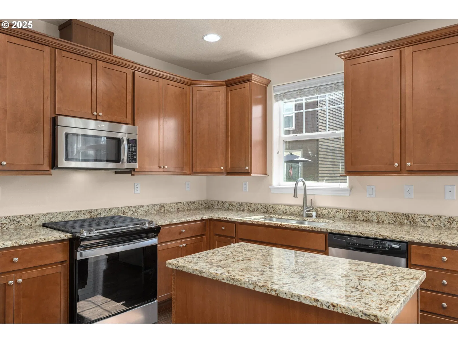 11002 SW Sage Ter, Portland, OR 97223 — photograph 16