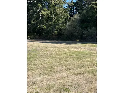 Land at 0 N Morrison, Coos Bay, OR 97420