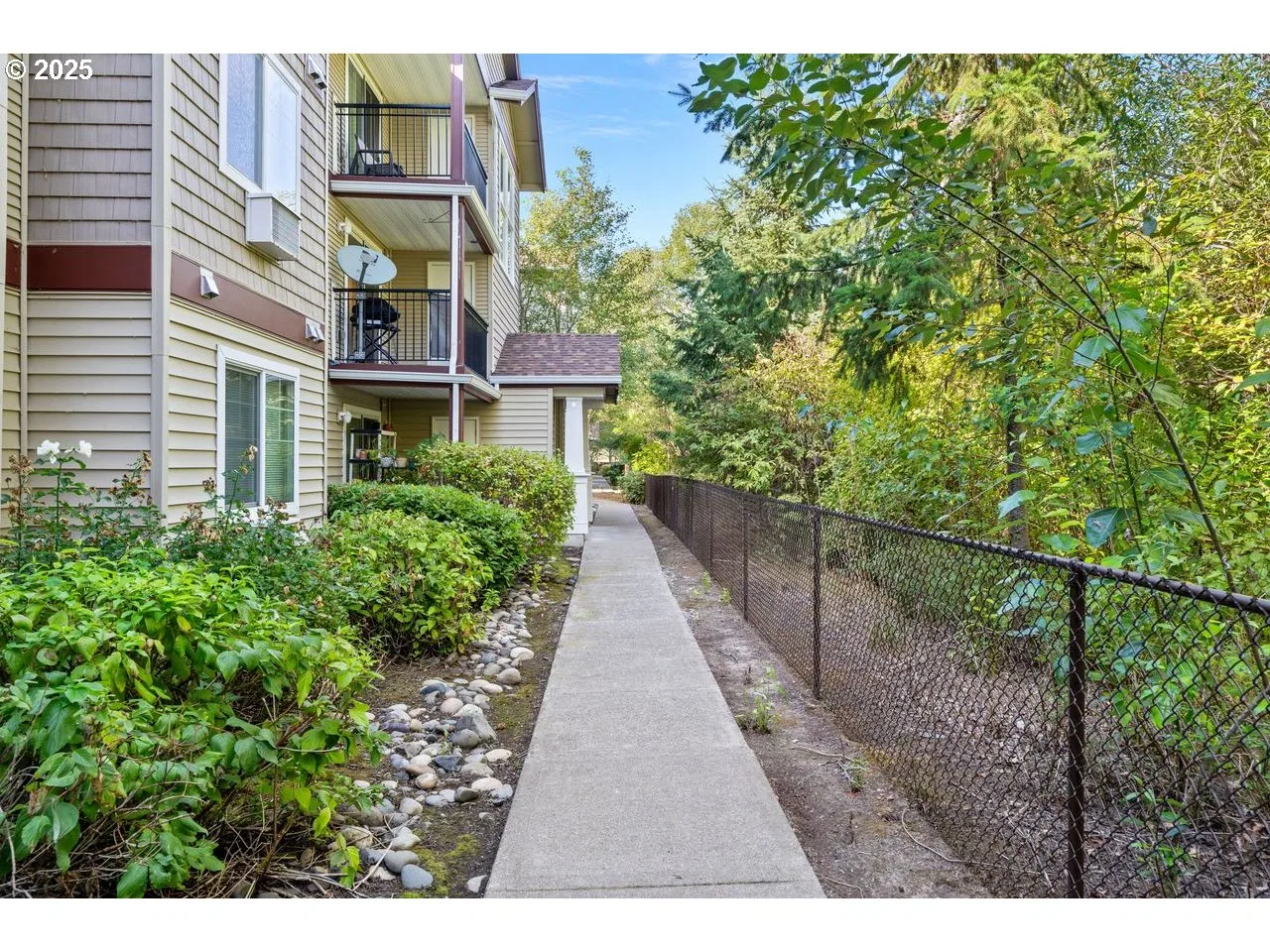 750 NW 185th Ave 203, Beaverton, OR 97006 — photograph 36