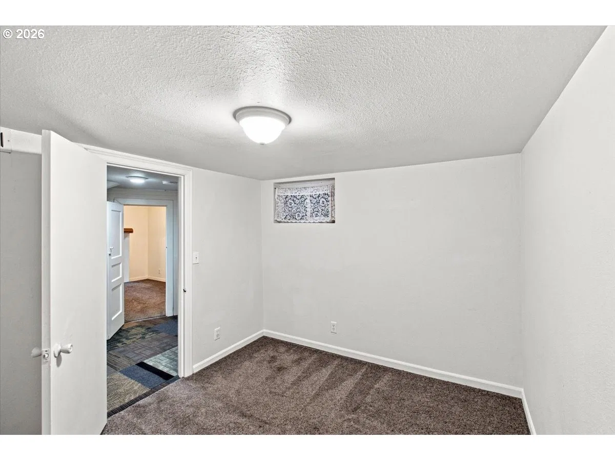 515 Fulvue Dr, Eugene, OR 97405 — photograph 27