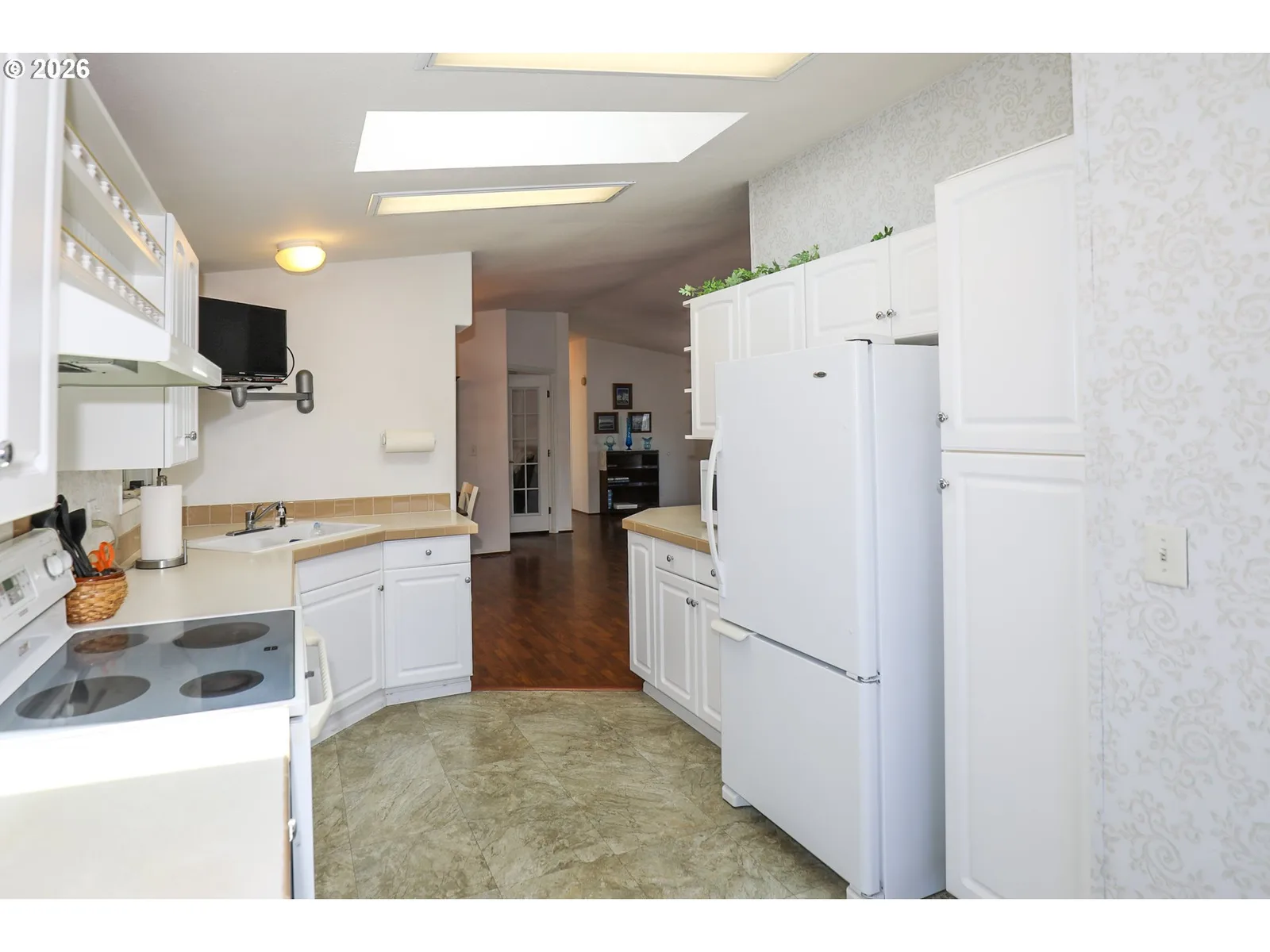 211 W River Ridge Ave, Roseburg, OR 97471 — photograph 18