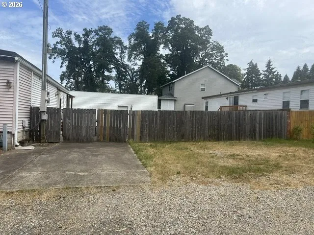 15950 Short Ave, Oregon City, OR 97045 — photograph 19