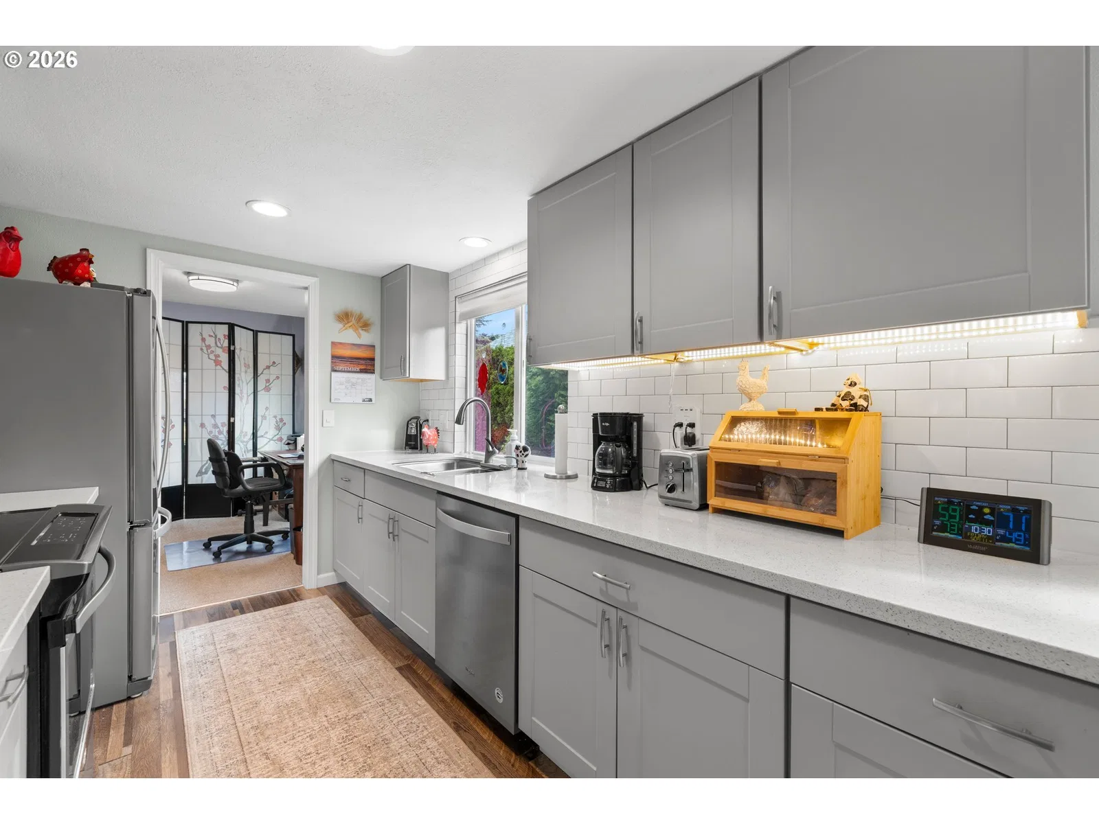14926 NE Eugene St, Portland, OR 97230 — photograph 9