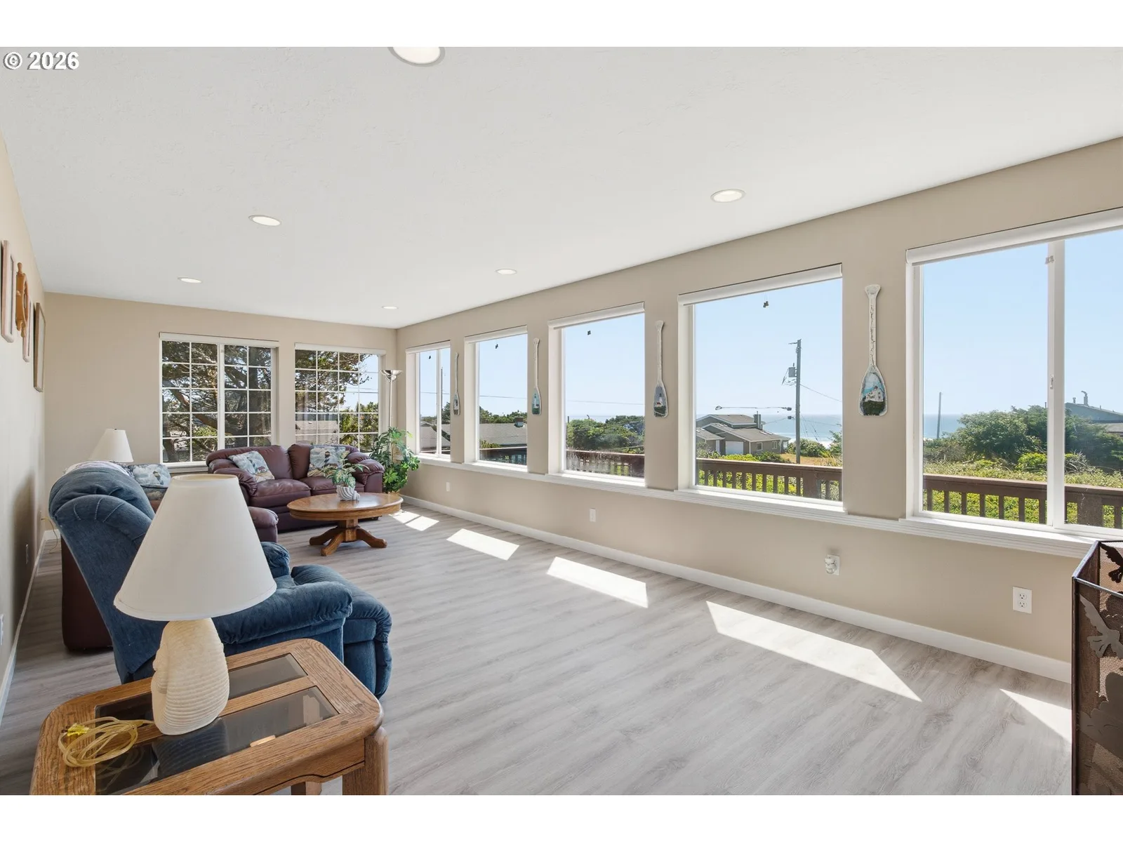 539 SW Park St, Newport, OR 97365 — photograph 6