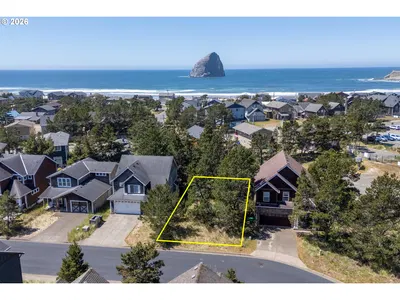 Land at 9500 Dory Pointe Loop 9500, Pacific City, OR 97135 (Pending)