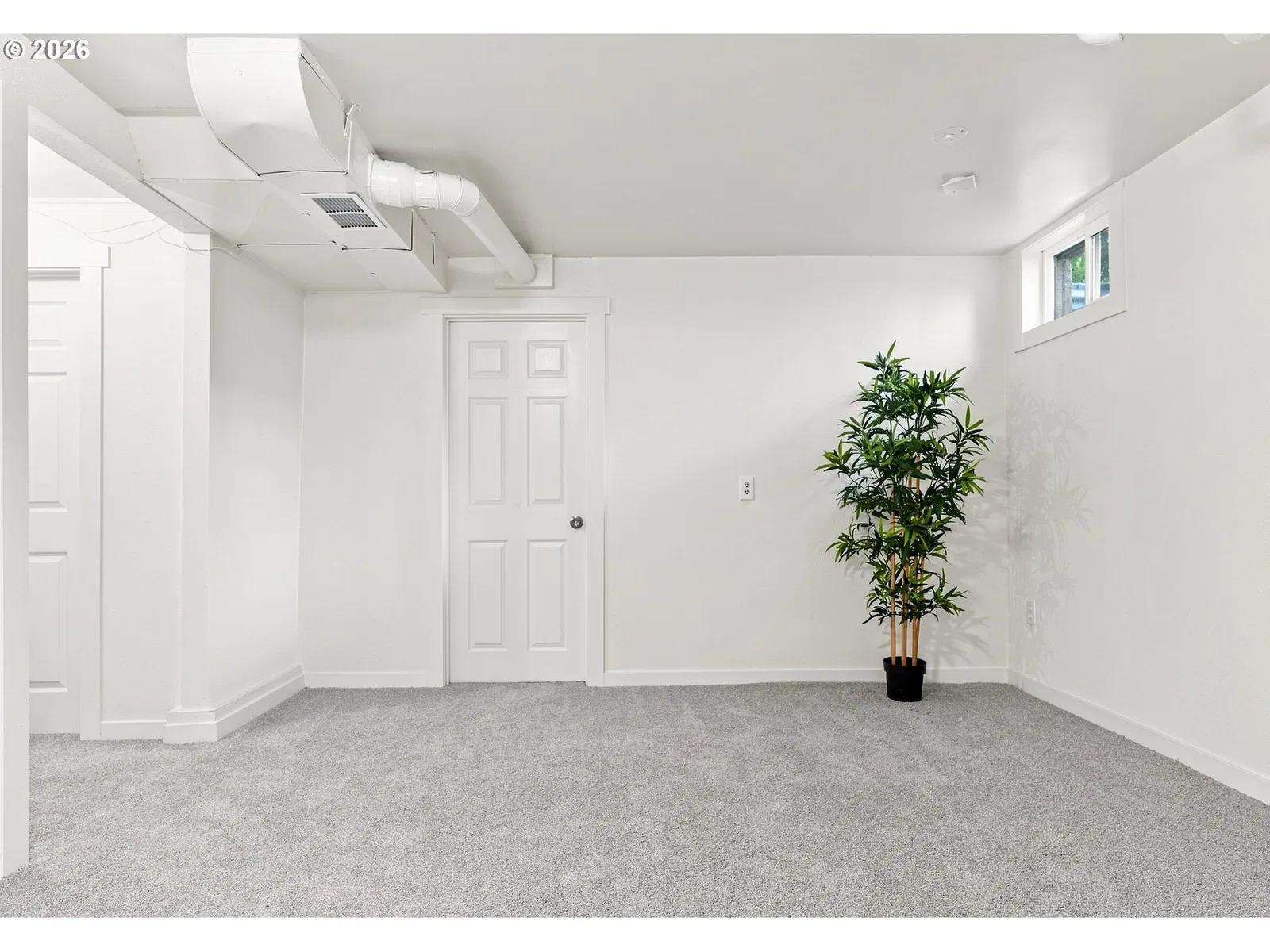 12601 SE Market St, Portland, OR 97233 — photograph 24