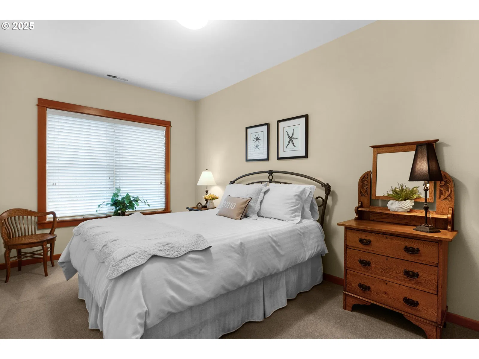 123 S Hemlock St #201, Cannon Beach, OR 97110 — photograph 36