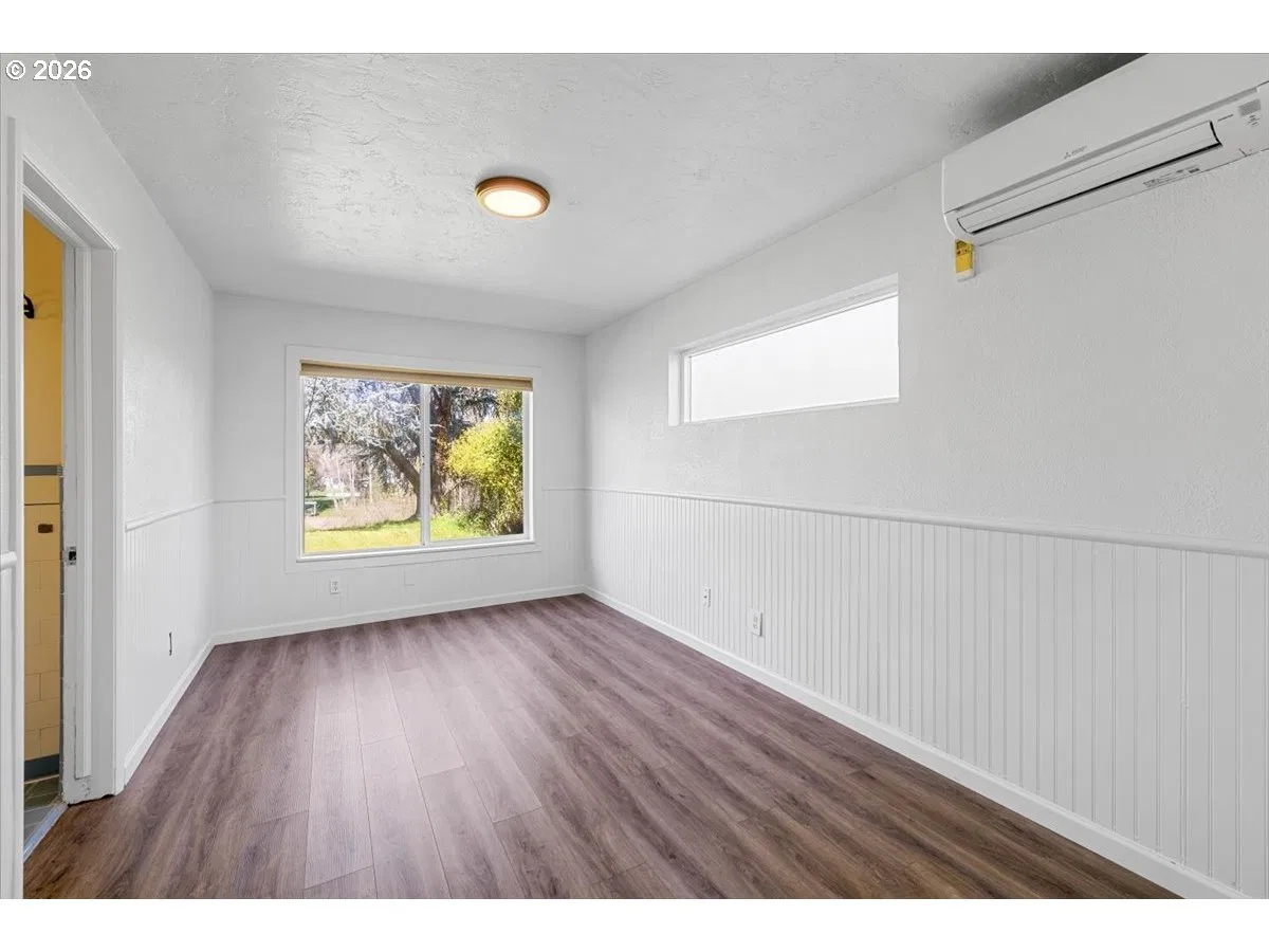 1300 Daisy Ln, Grants Pass, OR 97527 — photograph 13