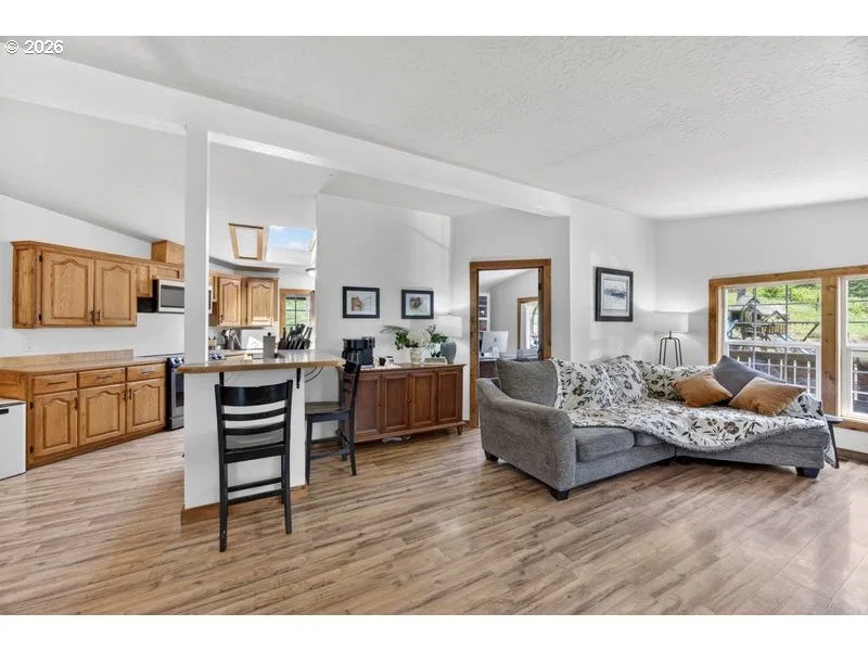 6895 Canary Rd, Westlake, OR 97493 — photograph 12