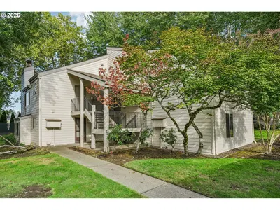 Condominium at 10143 SW Trapper Ter, Beaverton, OR 97008