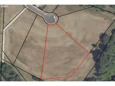 Land at 493 SW Oregon Falls Dr, Dallas, OR 97338