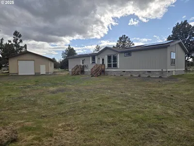 Home at 9290 SW 3115 Rd, Culver, OR 97734