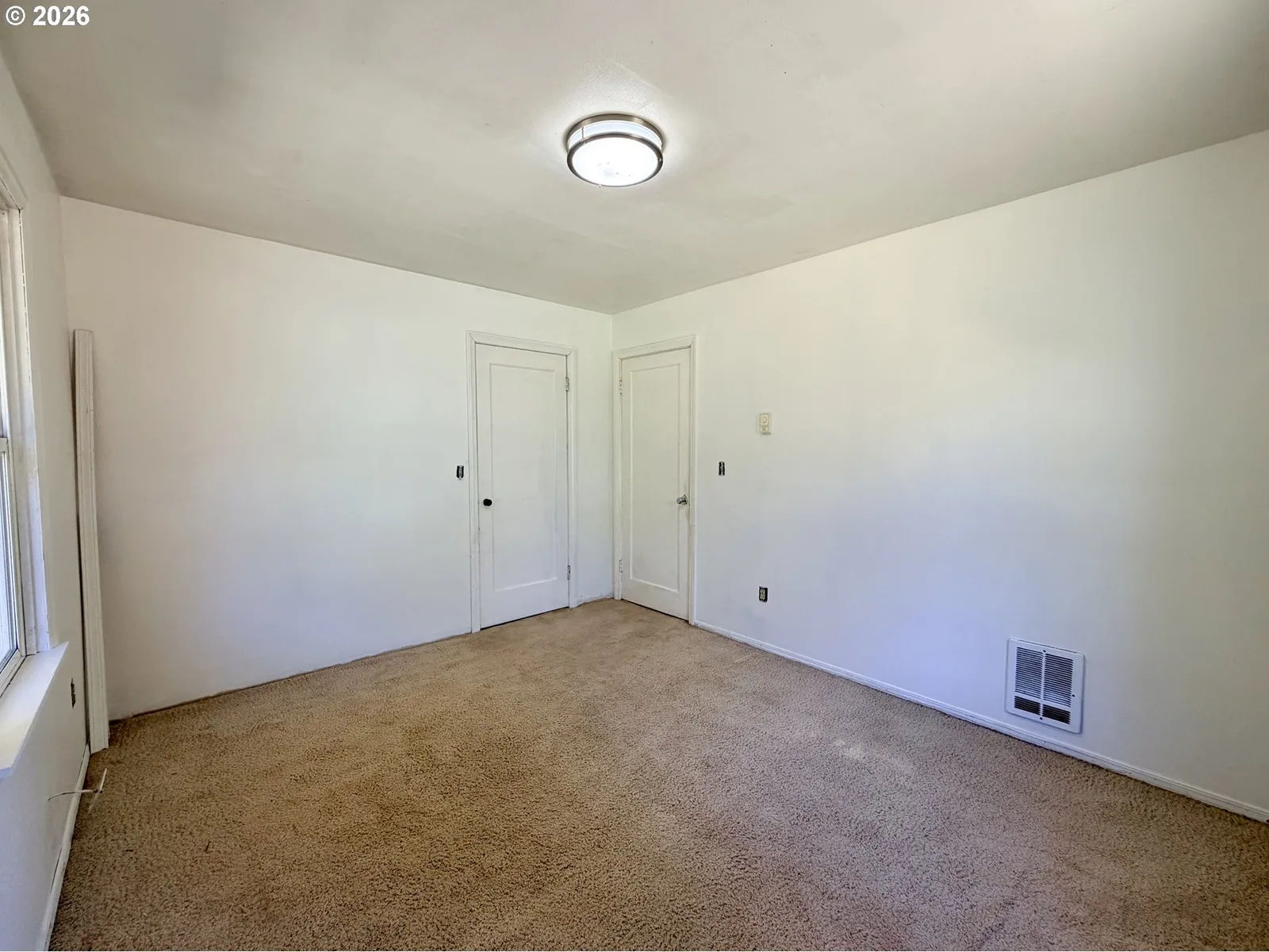 425 W Umpqua St, Roseburg, OR 97471 — photograph 15